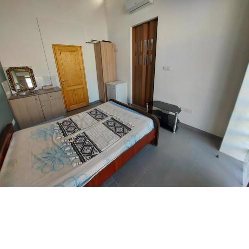 Anna Guesthouse 10 min walk from the beach