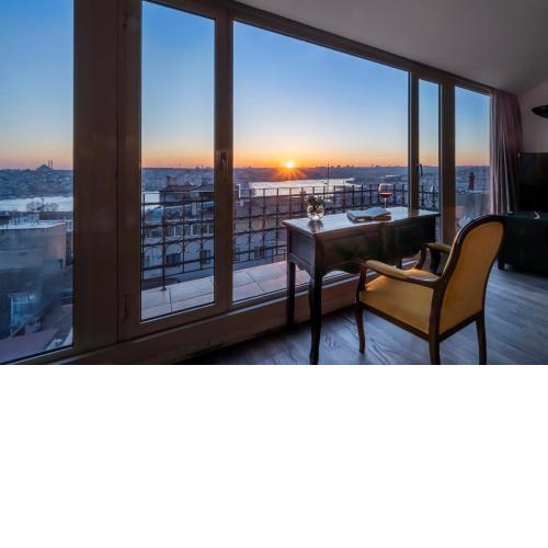 Ansen Hotel and Suites