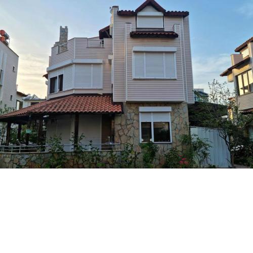 Antalya Villa Tatil Evi Deniz Kenarı