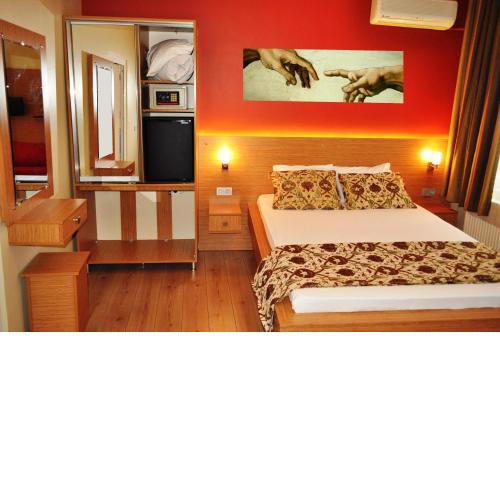 Antique Hostel