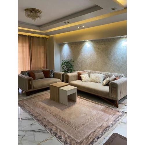 Apart with private garden in prime location