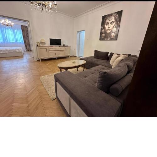 Apartament 86