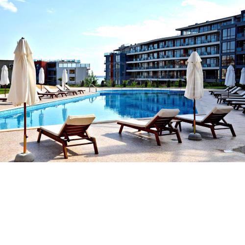Apartament in sun waves