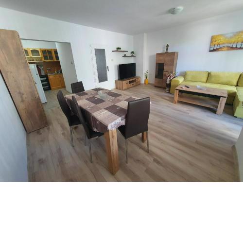 Apartament Lazur 13