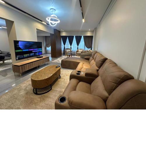 Apartment 121 nile view