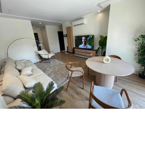 Apartment 2 Bedroom In Villette Sodic