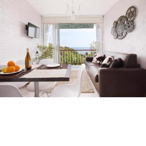 Apartment Beach Front Sant Pol