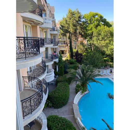 Apartment in a luxurious complex in Sunny Beach