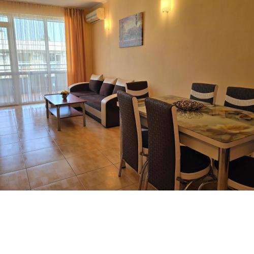 Apartment in Central Plaza