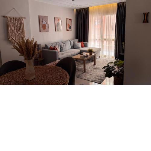 Apartment in Degla Palms October Gardens
