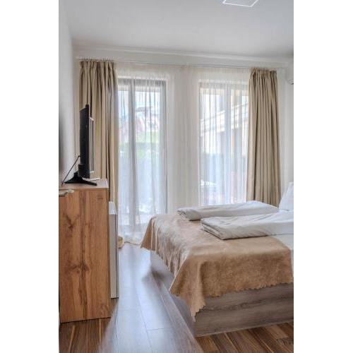 Apartment in Evargreen complex with Terrace