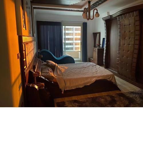 Apartment in SeaView Tower Loran