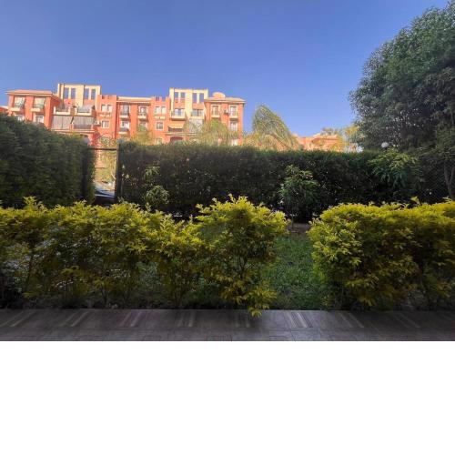 Apartment With Garden in Rawadat Zayed