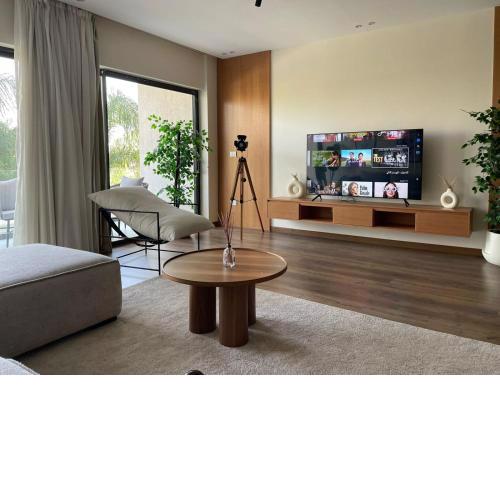 Apartment With Lowest Price In Lake View