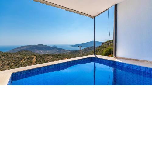 Apartment with Private Pool - 3115