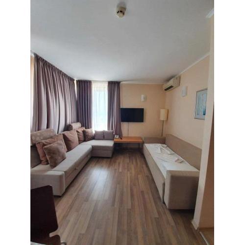 Apartment with Sea View in Obzor Beach