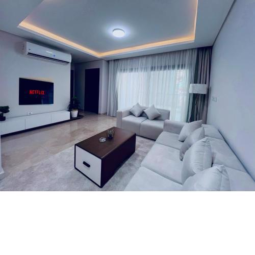 Apartment Zed 2