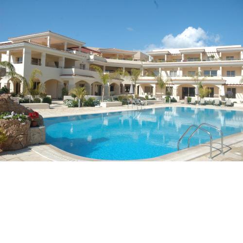 Aphrodite Sands Resort complex has a sauna, fitness room, health spa, jacuzzis