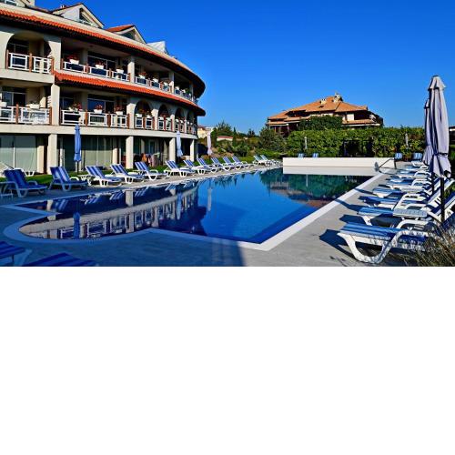 Apolonia Apartments
