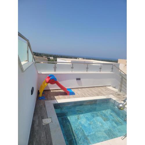 Appartement avec piscine vue sur mer