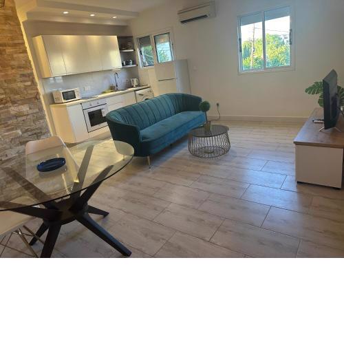 Appartments 750m from beach, tourist area