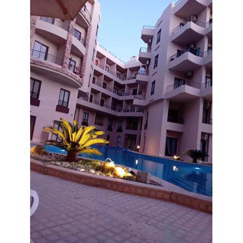 Aqua Tropical Resort, El Guana 15,Alahyaa