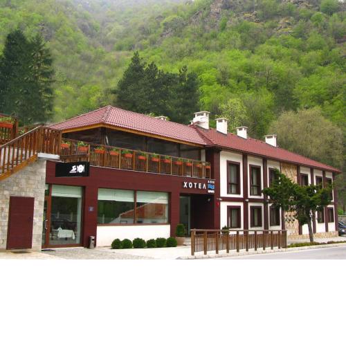 Aqua Varvara Hotel