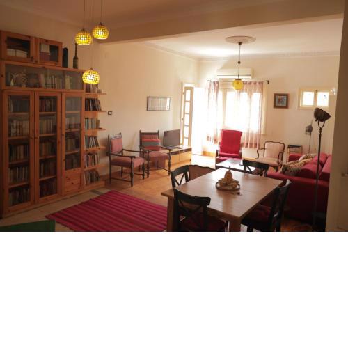 Artistic apartment with a terrace in Downtown