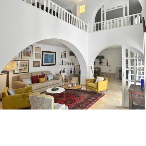 Arty House