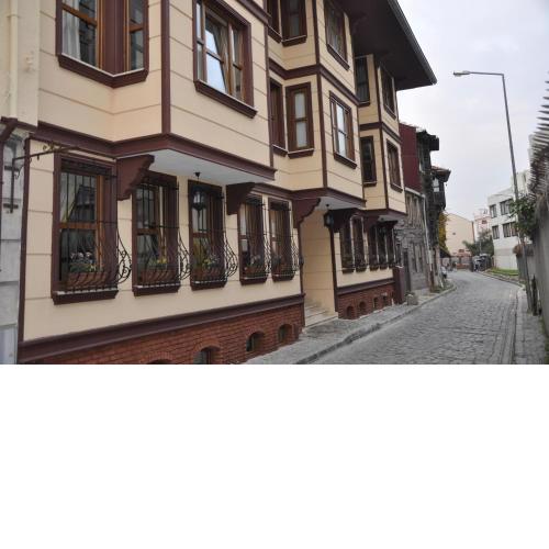 Aruna Hotel