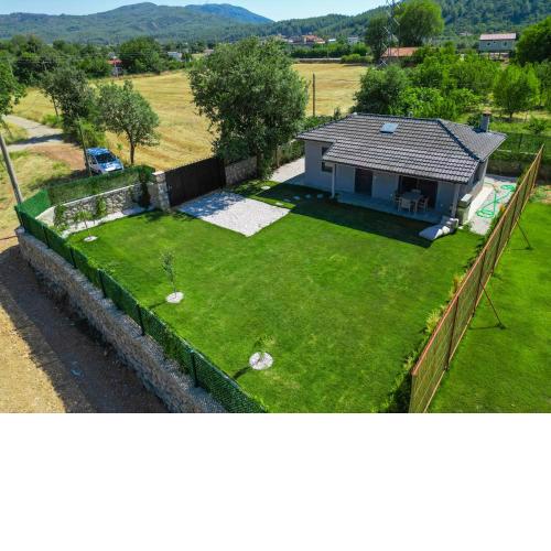Arzu Cottage