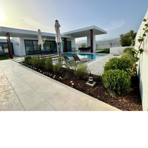 Ashta Suites - Nora Suite