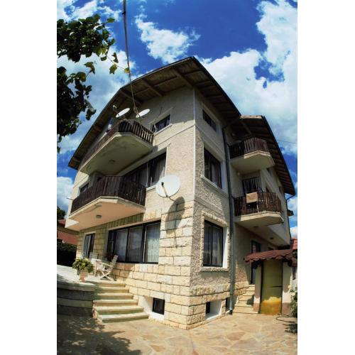 Atanasovi House