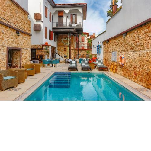 Atelya Art Hotel
