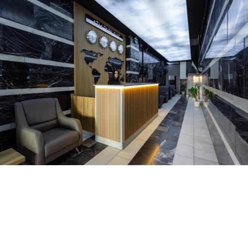 Atm Park Suit