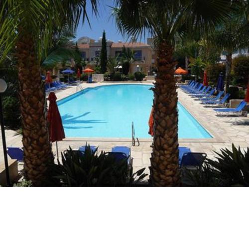 Aurora Townhouse - Complimentary Paphos Airport Transport