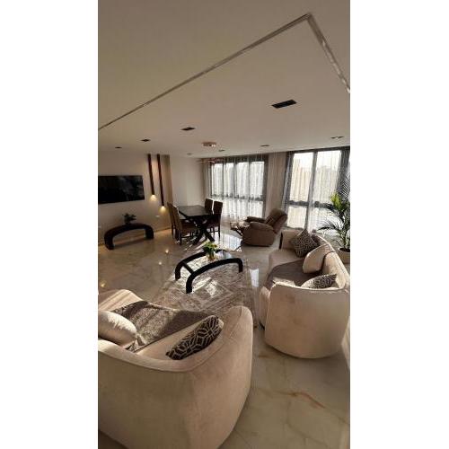 Avenu Al-3rab Hotel