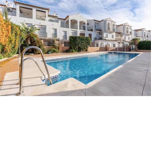 Awesome Apartment In Alcaucín With Wifi