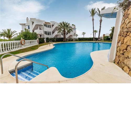 Awesome Apartment In Calahonda With Wifi