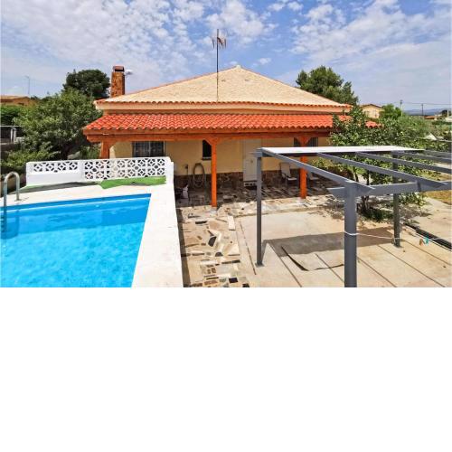 Awesome Home In Liria With Wifi