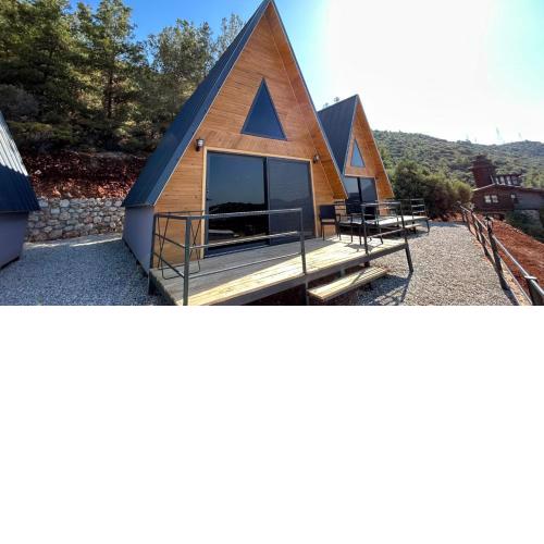 Ay-Ra Suite Bungalow
