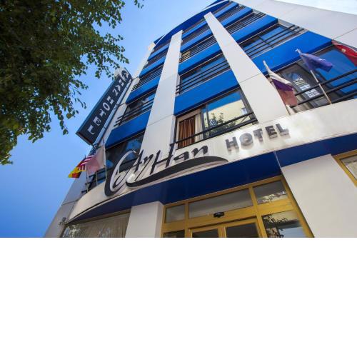 Ayhan Hotel