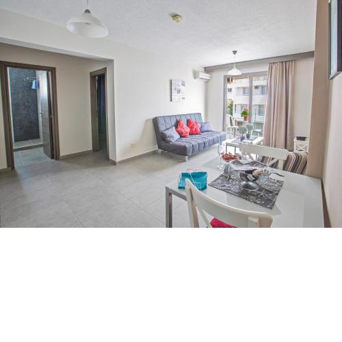 Ayia Napa Holiday Apartment So6