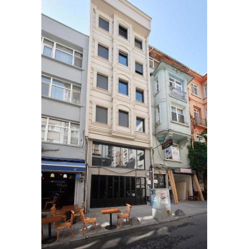 aymira hotel pangaltı
