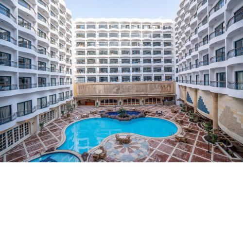 Azal Pyramids Hotel