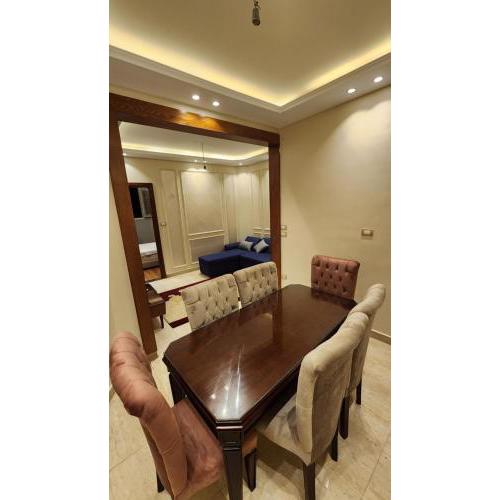 Azarita luxury apartment - families only