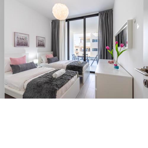 Aziza 1- Bedroom Apartment in Larnaca