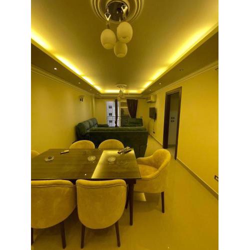 شقه فندقيه b7