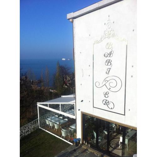Bab-i Zer Hotel