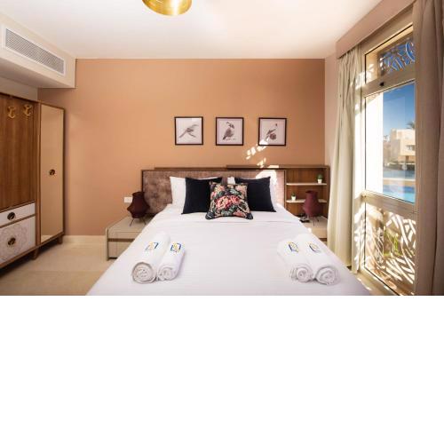 Balanced & Bright 2 BDR Mangroovy Free Pool & Beach Access